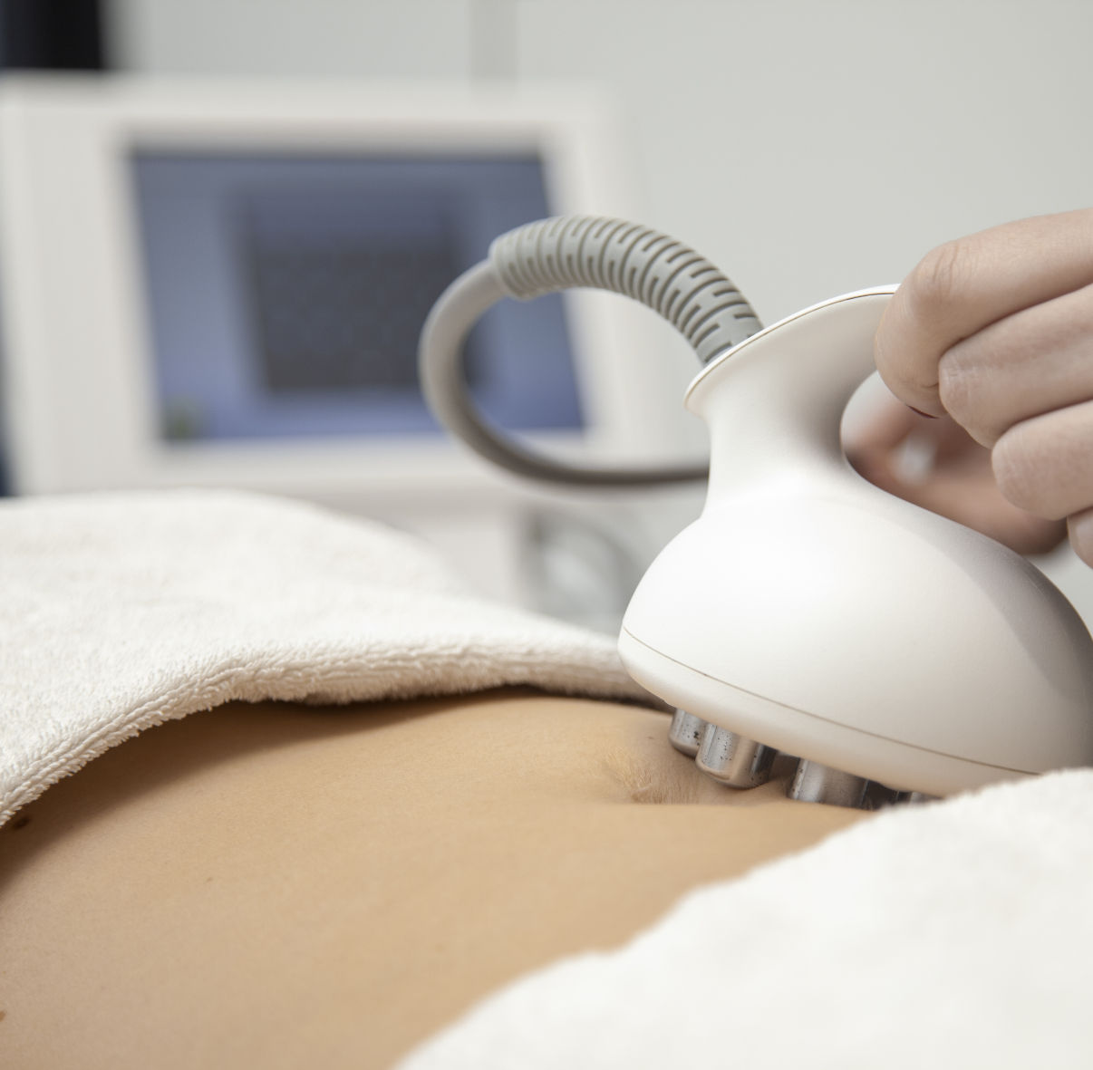 Huidversteviging door radio frequentie en magnetische pulsen